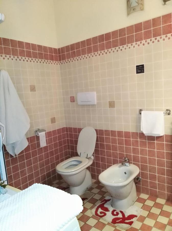 Agrifoglio B&B Con Giardino Aritzo Bagian luar foto
