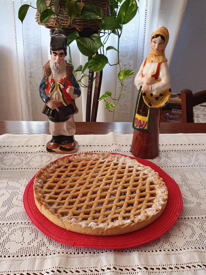 Agrifoglio B&B Con Giardino Aritzo Bagian luar foto